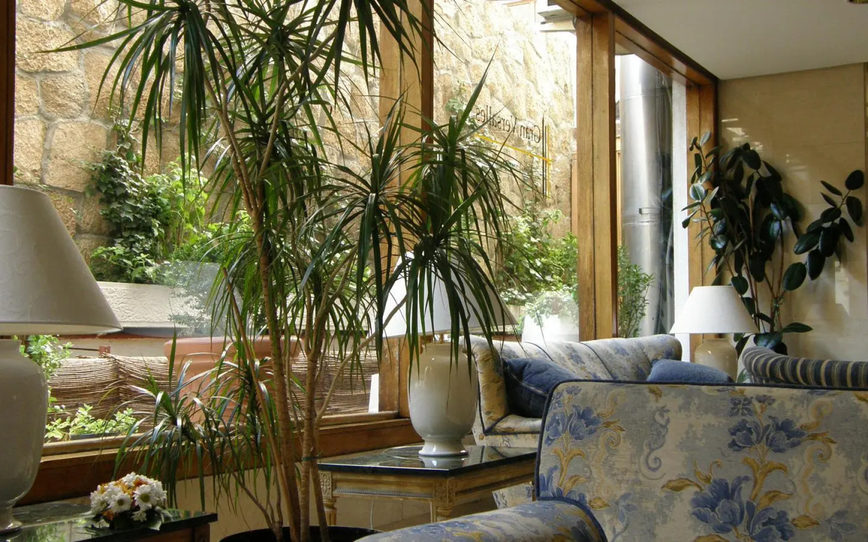 Отель Gran Versalles