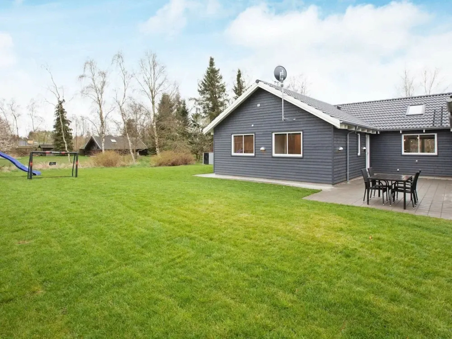 18 Person Holiday Home in Hojby