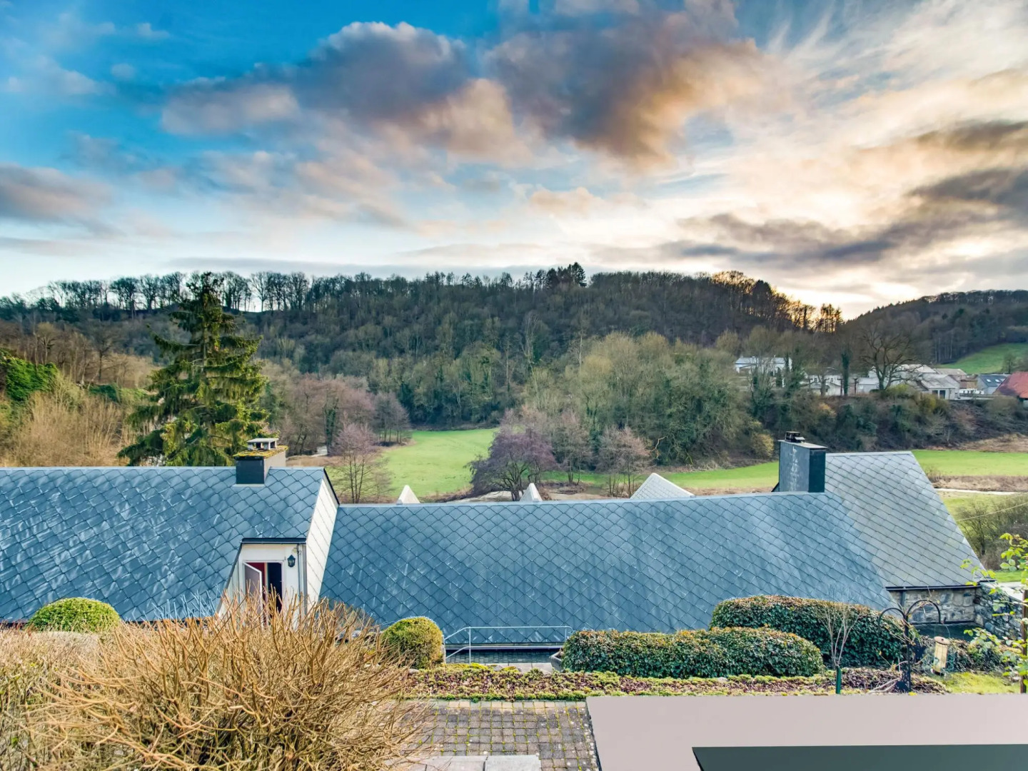 Luxury Pool Villa in Sosoye