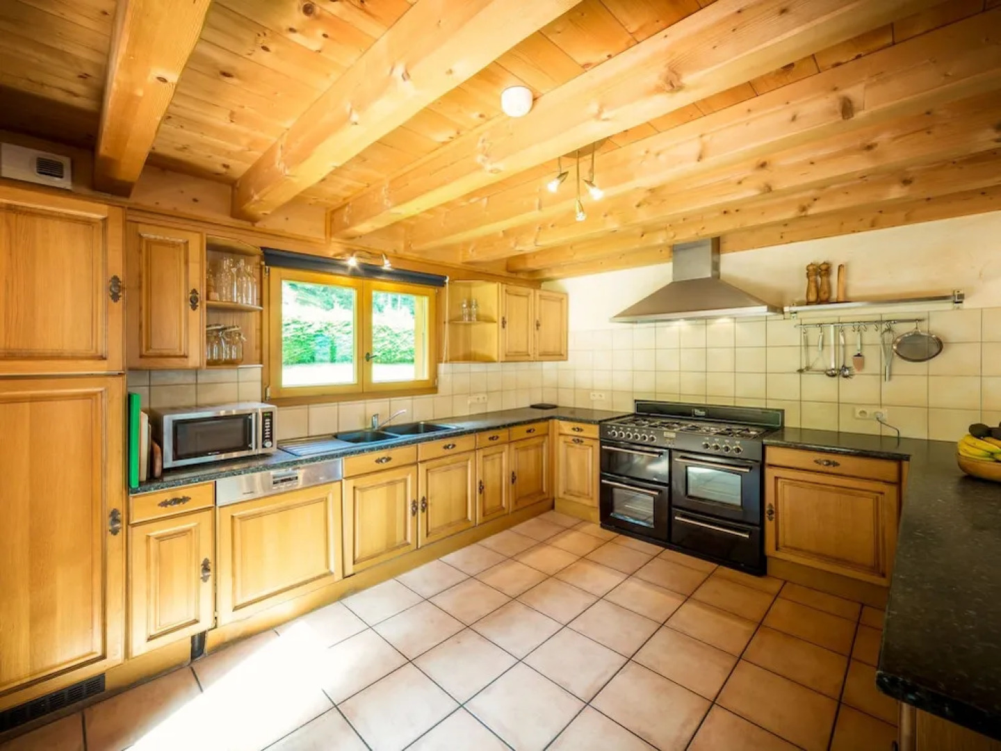 Luxury Holiday Home in La Côte-d'arbroz With Sauna