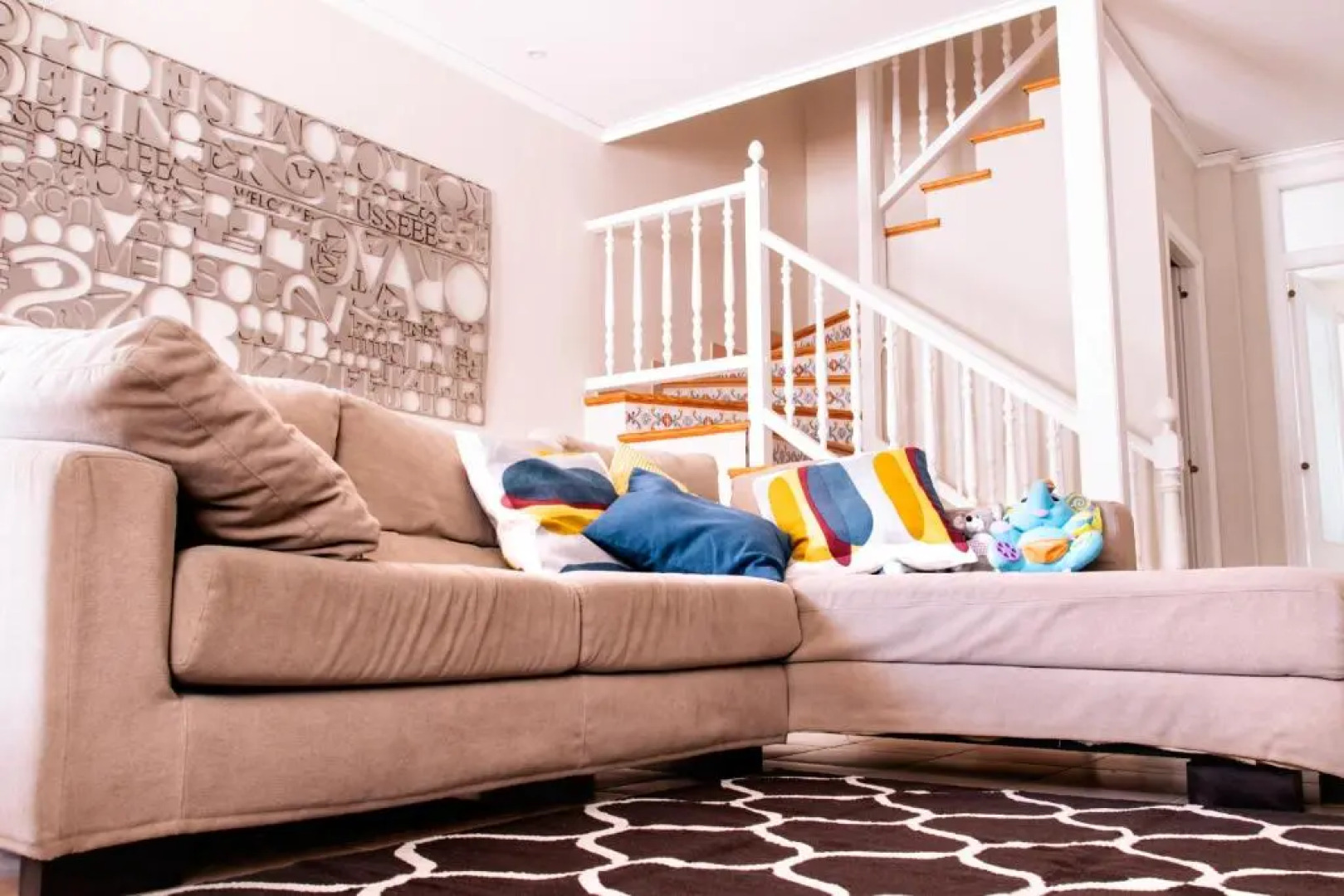 Tot un Mon-Beachfront House