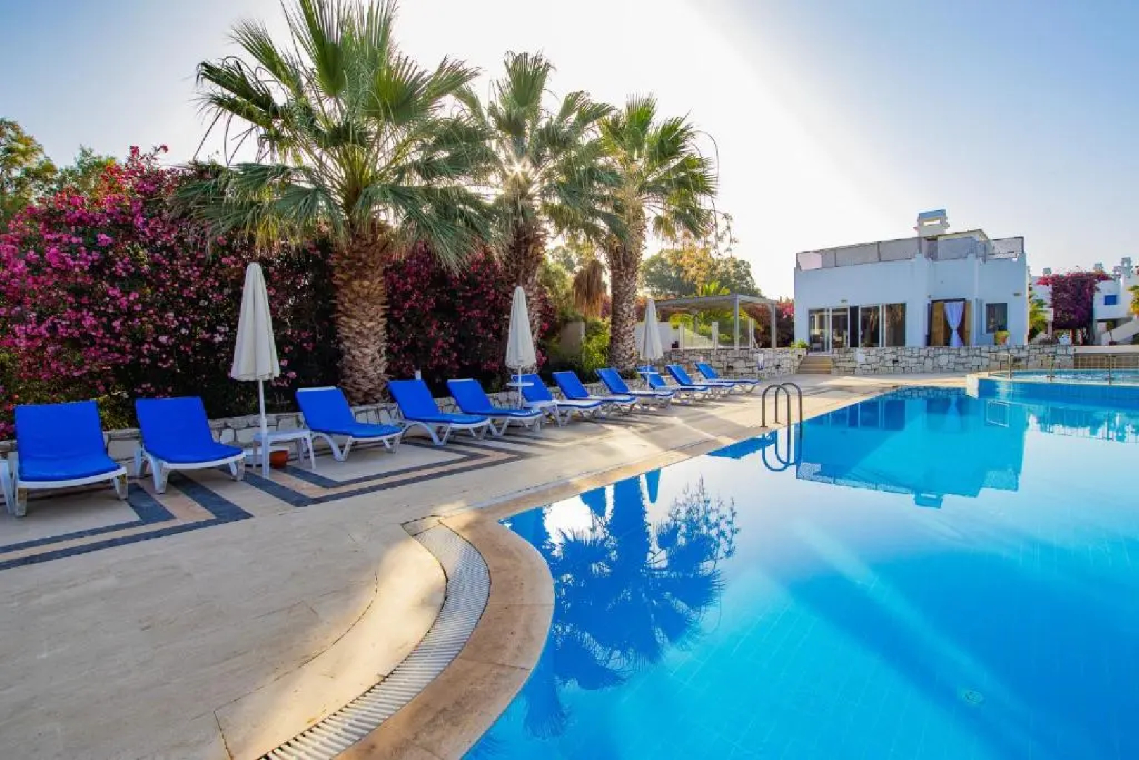 Ladonia Hotels Zemda