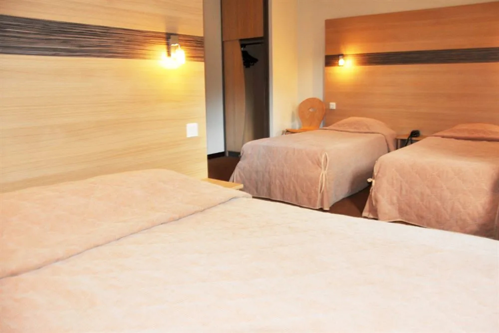 Hotel The Originals Annecy Nord (ex P'tit-Dej Hotel)