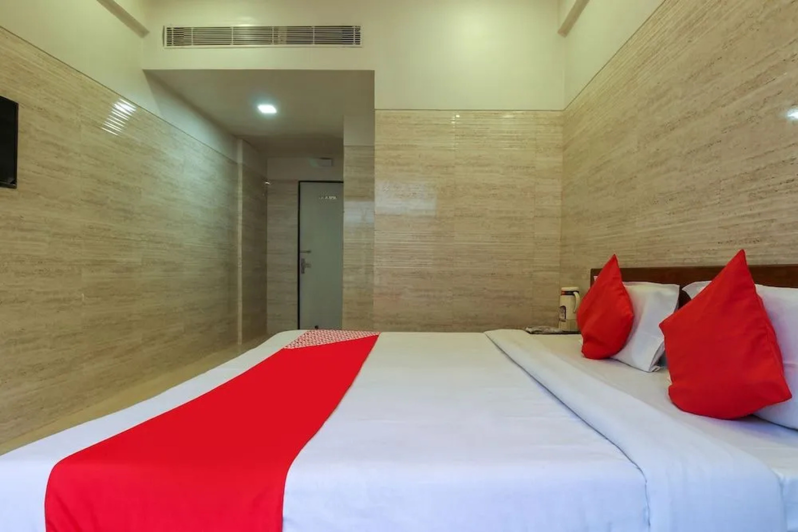 OYO 62741 Giriwar Nikunj