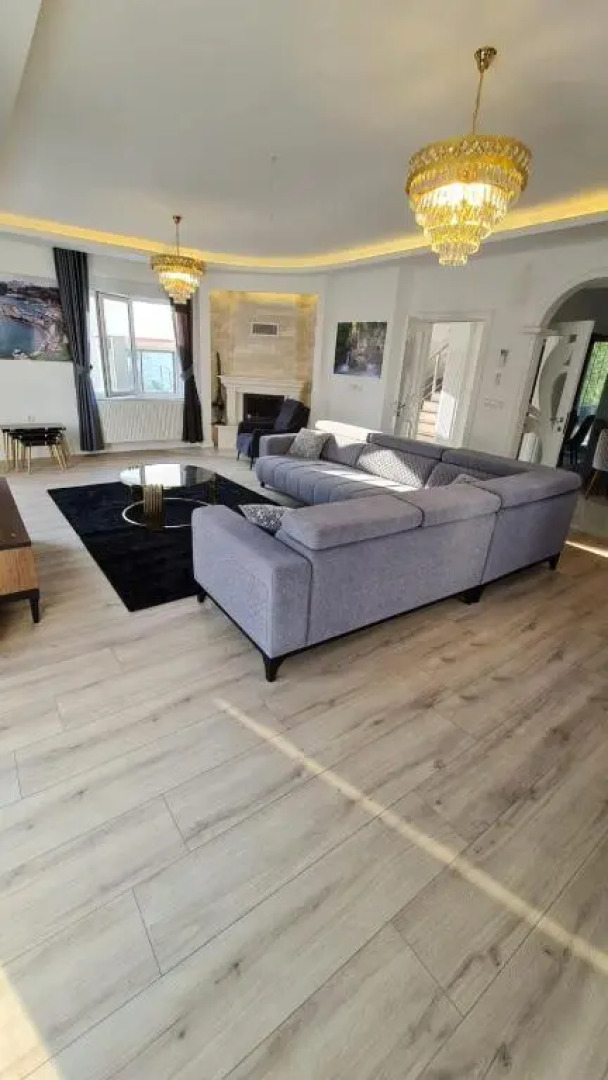 orman manzaralı havuzlu villa