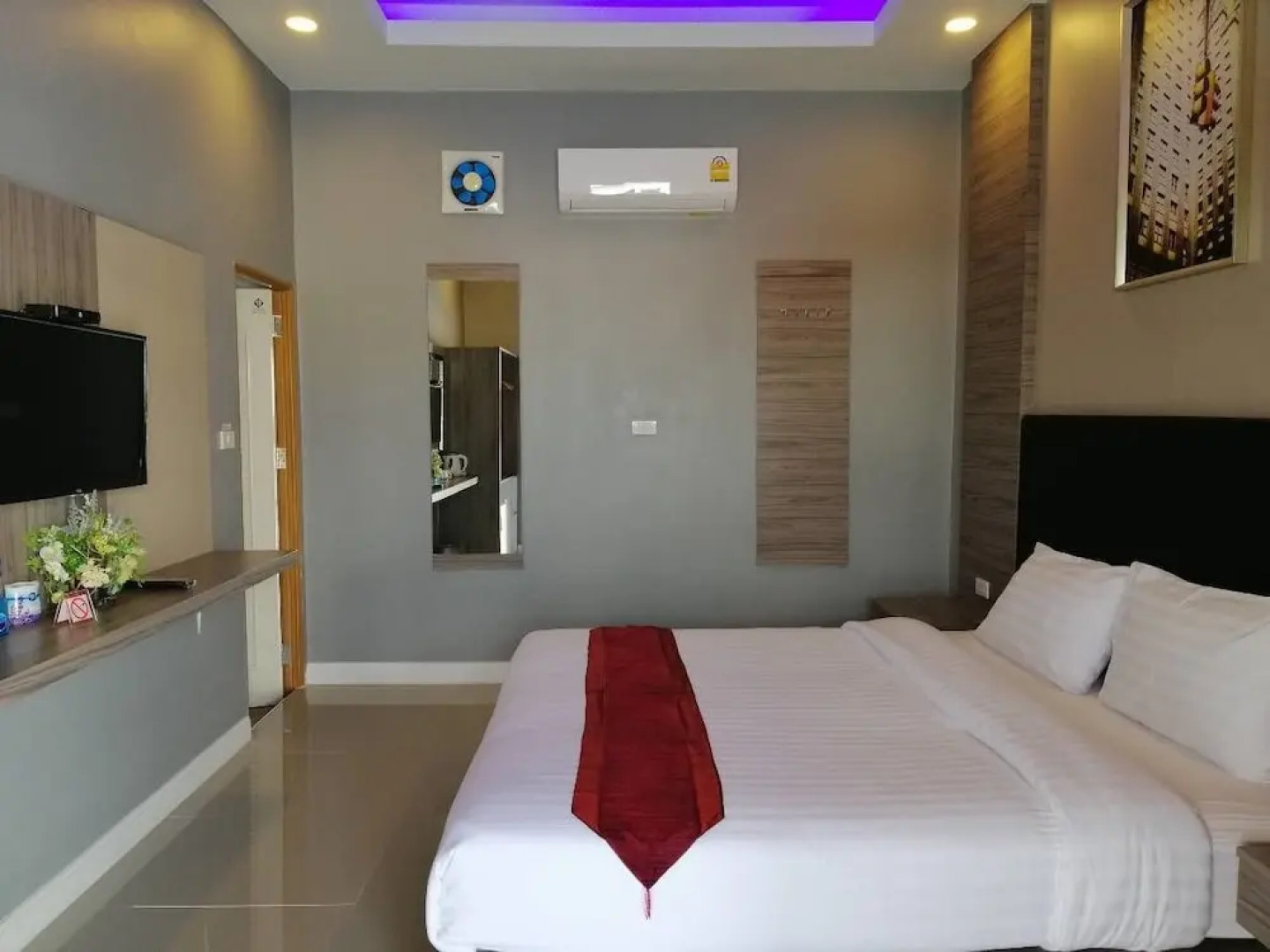 Laksana Boutique Hotel