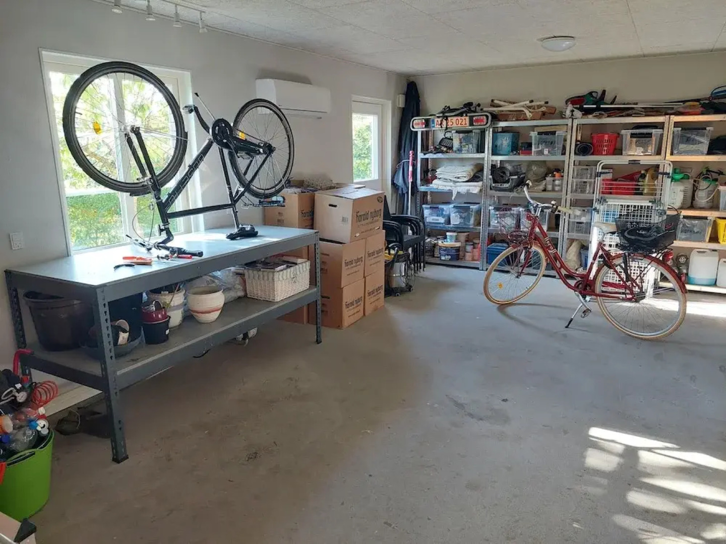 Johnnys Bed & Breakfast