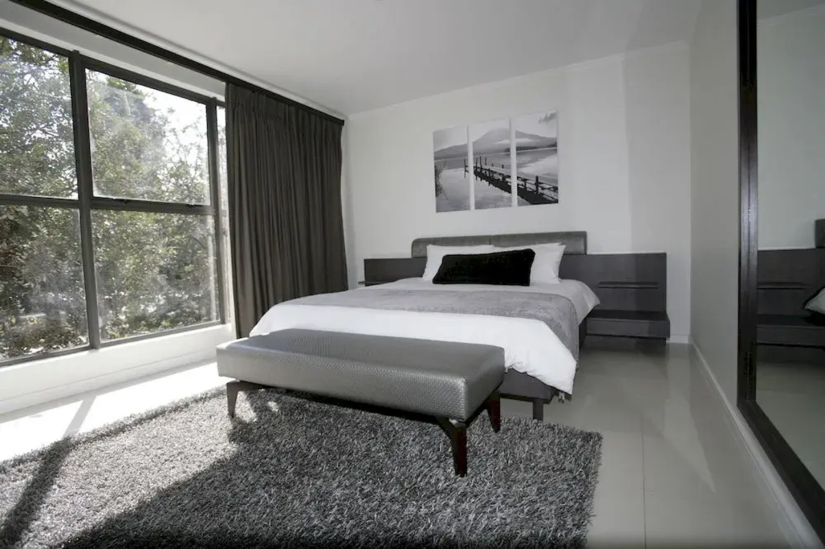 Urban Hip Hotels - The Nicol