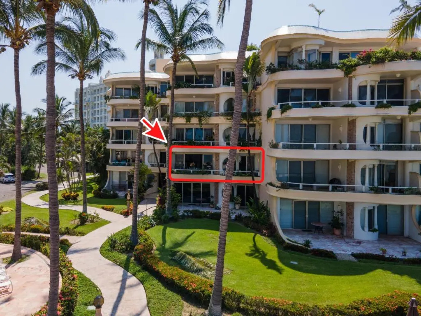 Ocean Front Condo with Pool Sleeps 7 Adults-Quinta del Mar 203