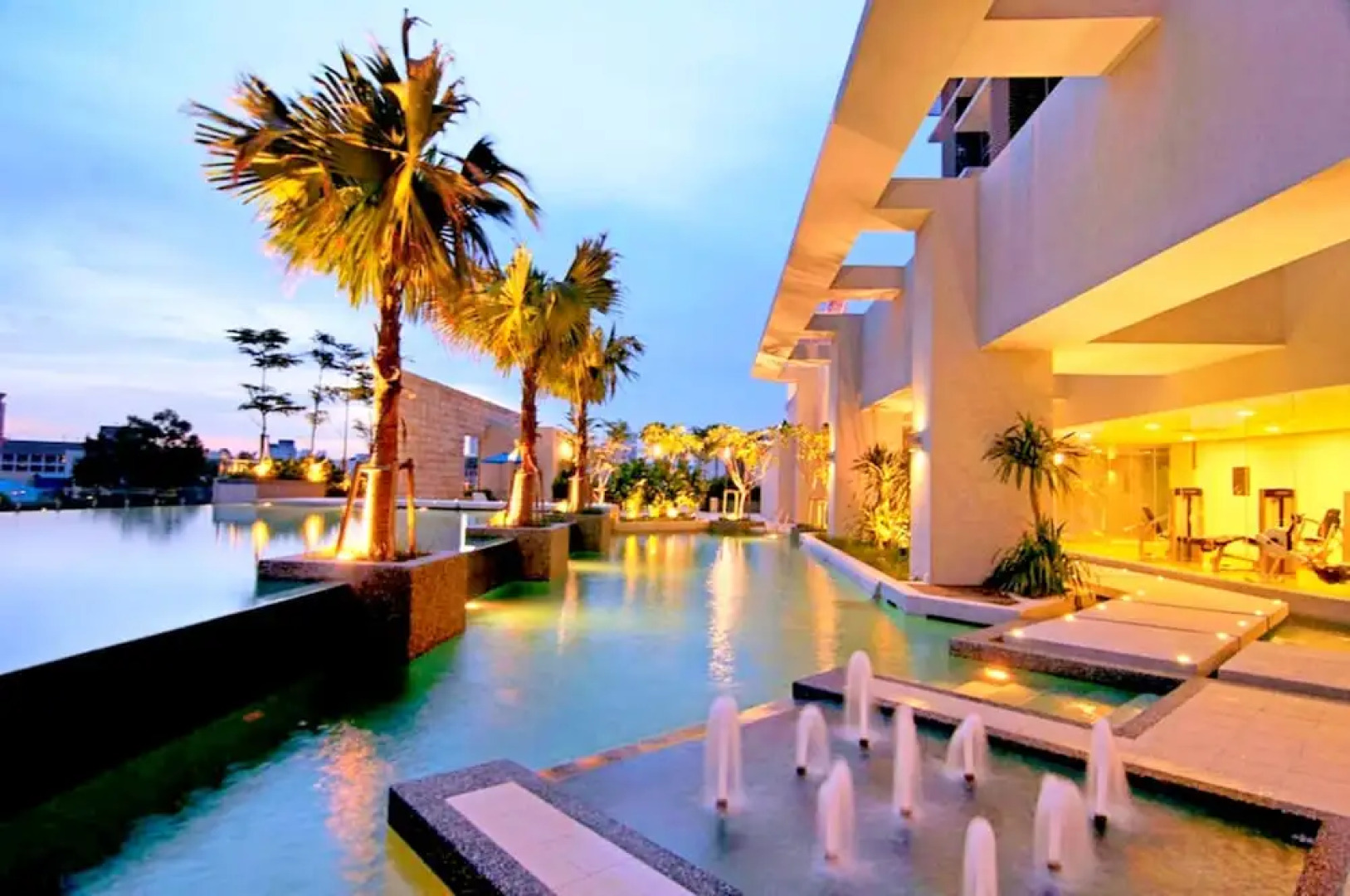 Swiss Garden Residence SS Suite