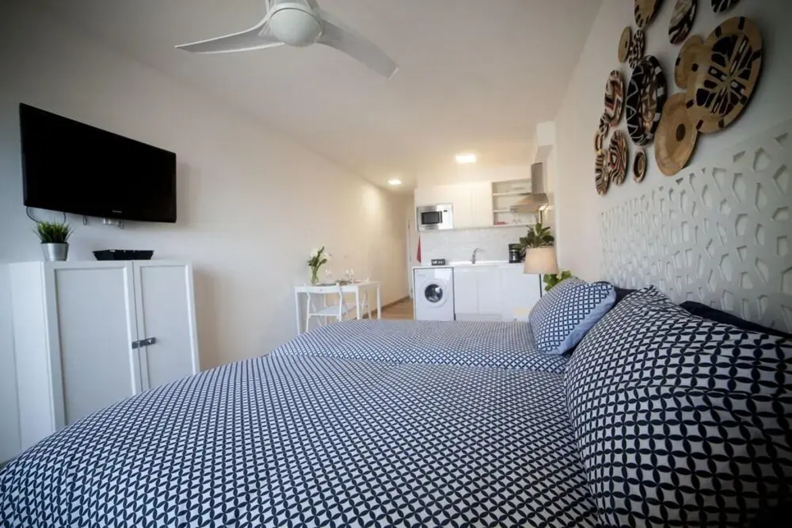 Studio in Puerto de la Cruz, With Wonderful sea View, Furnished Balcony and Wifi Near the Beach