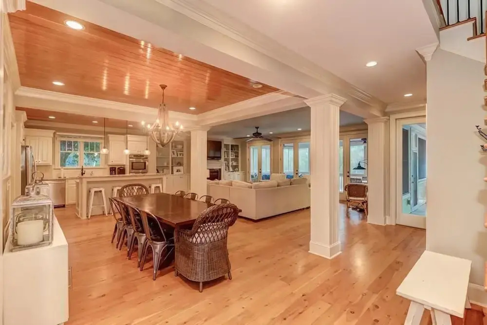 2602 Hartnett Boulevard