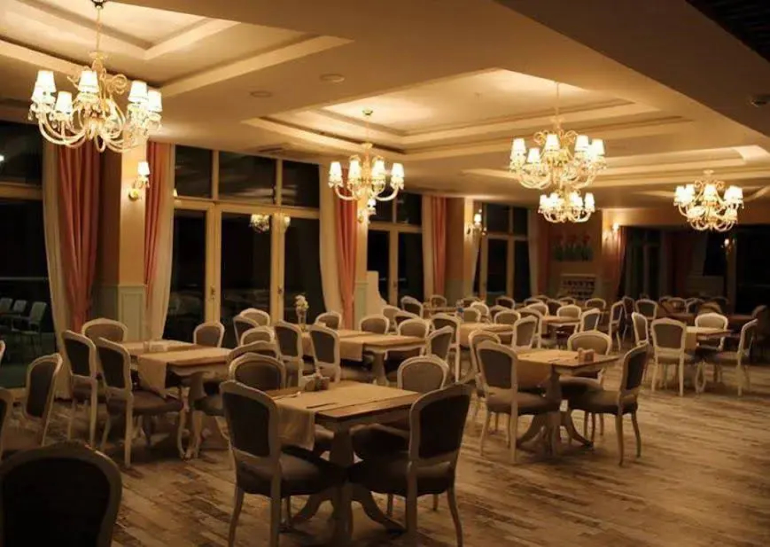 Rezone Health & Oxygen Hotel