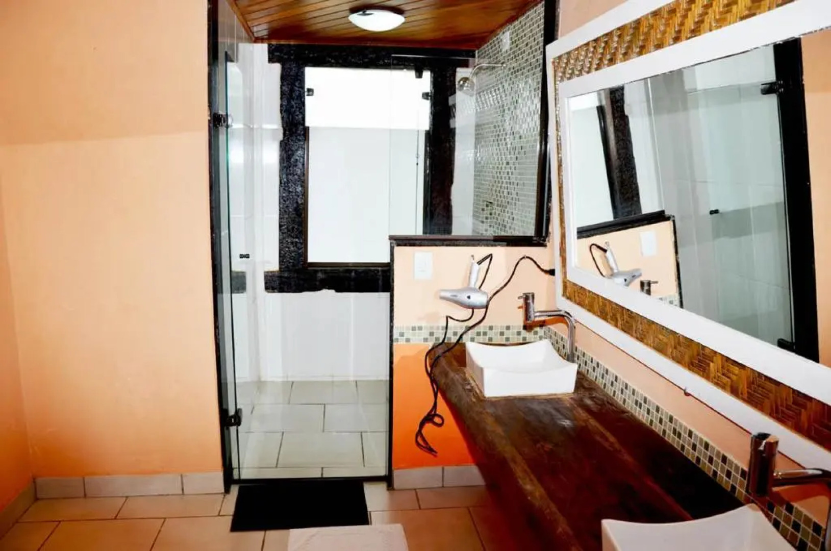 Pousada Chalés do Lago