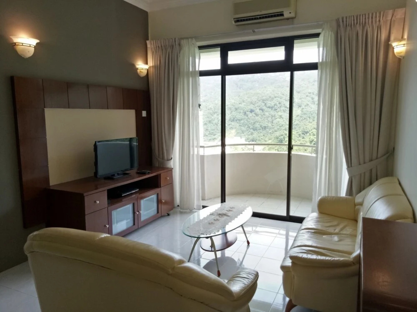 Batu Ferringhi By the Sea Holiday Home