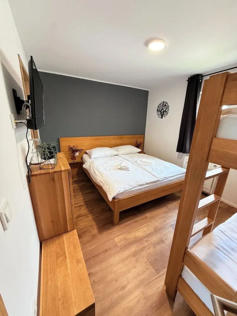 PJagodic Hotel Cerklje