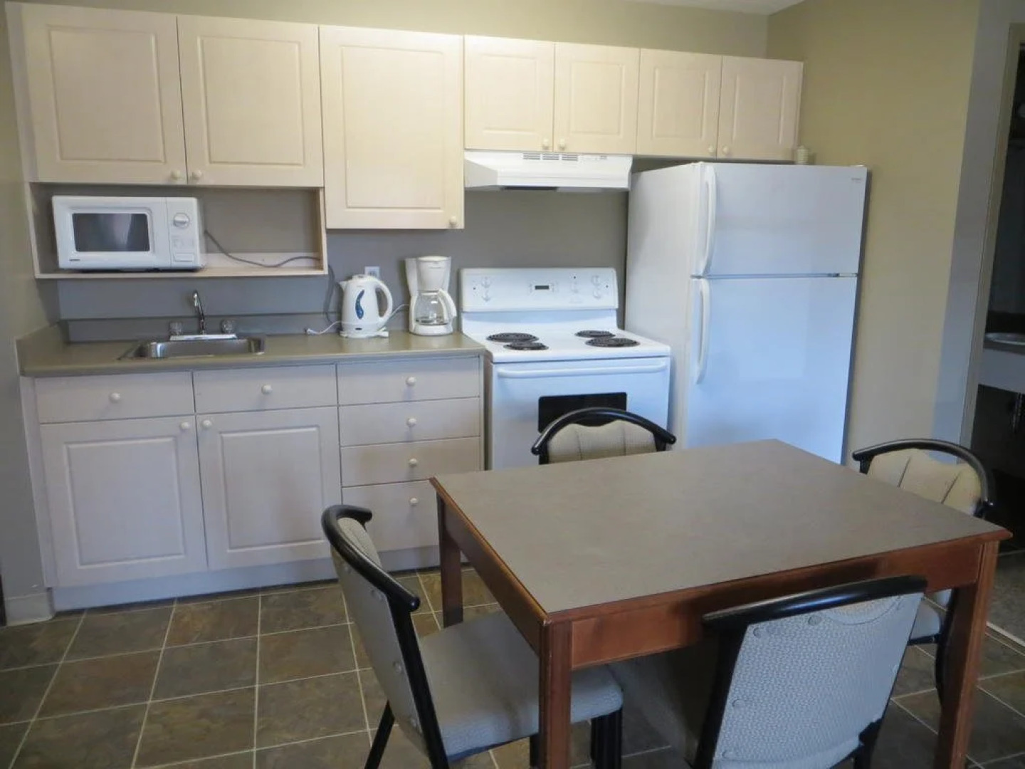 Village Creek Country Inn