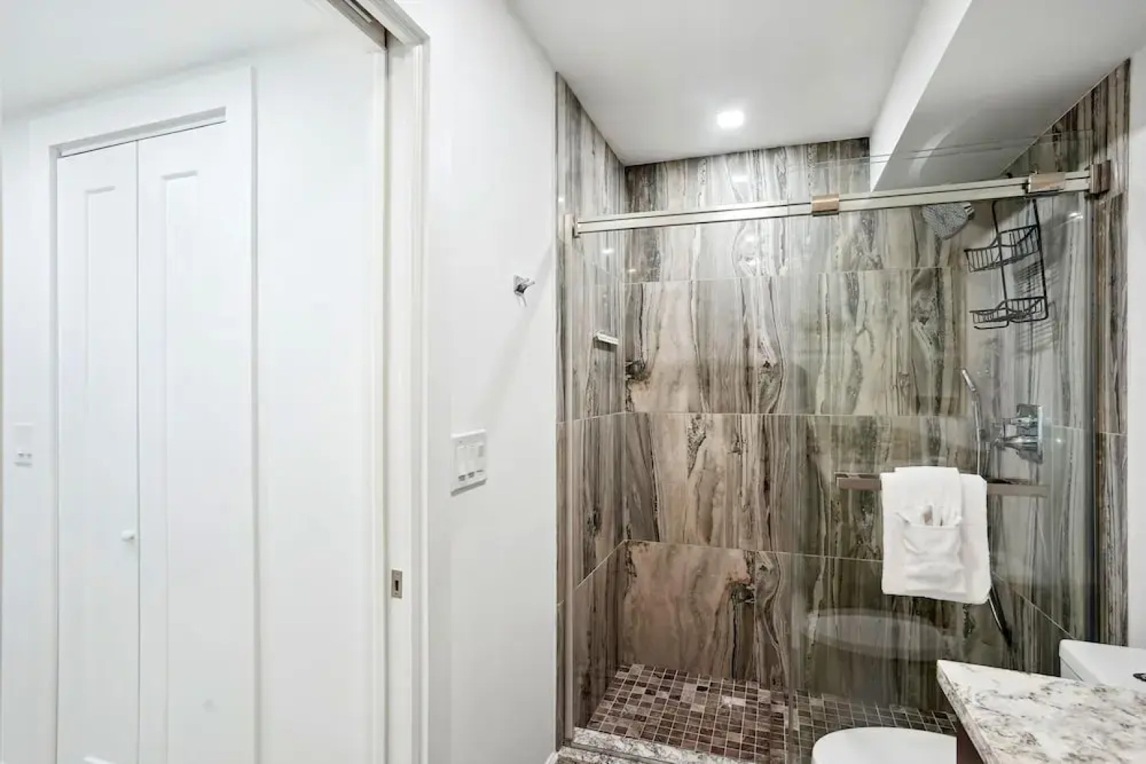 Emerald Isle 403 - Premier