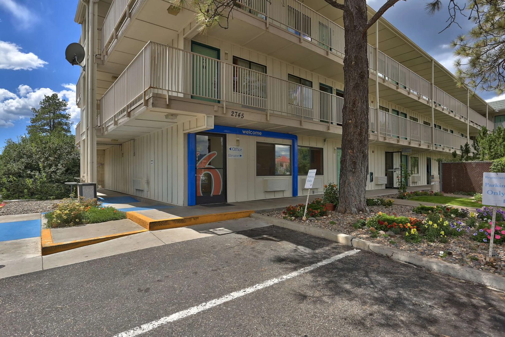 Motel 6 Flagstaff, AZ - West - Woodland Village