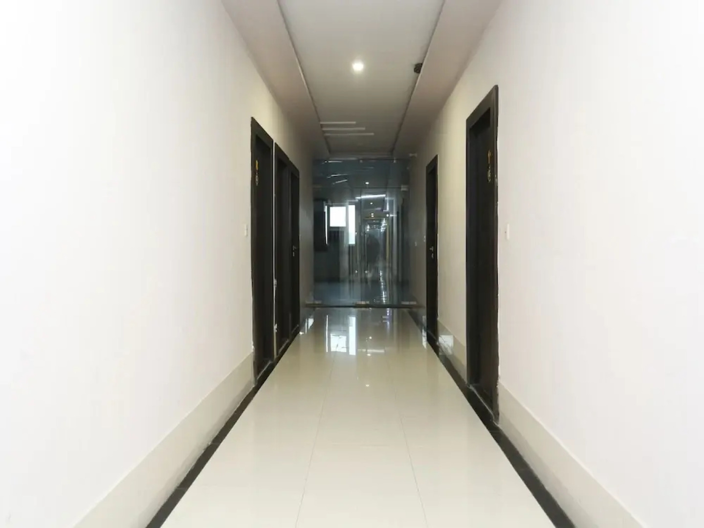 OYO 27686 Hotel Chandra Garden