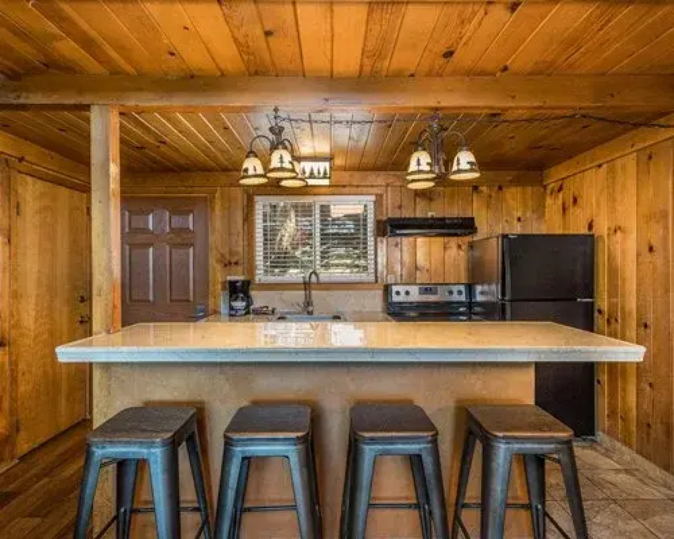 The Pines Resort - 3 Nights, Bass Lake, Usa