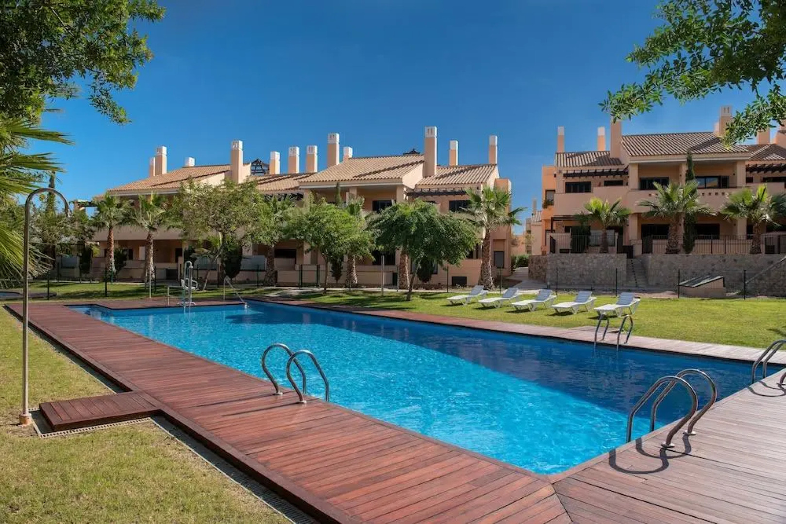 Hacienda Del Alamo Apartment