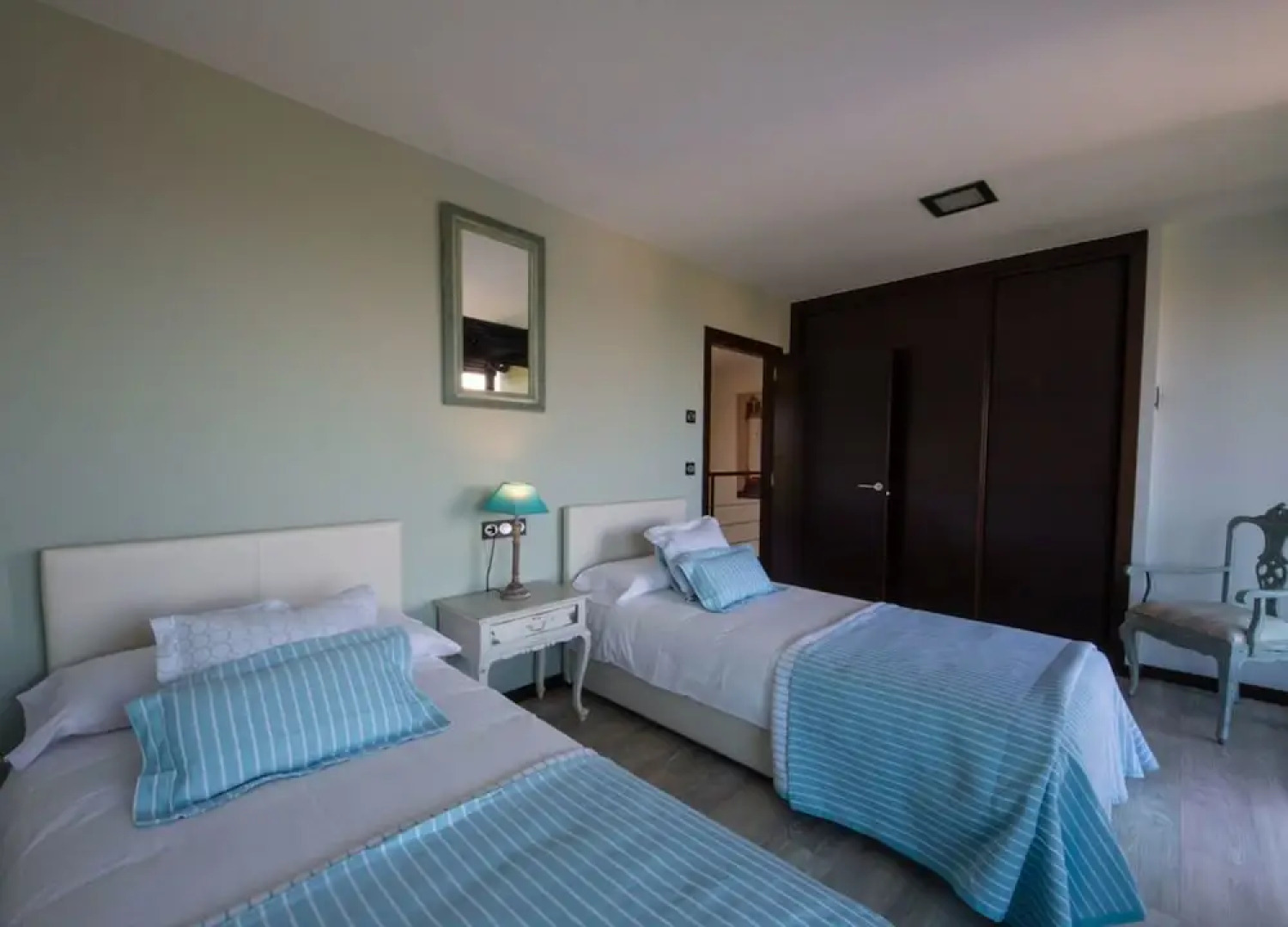 Sanxenxo 101120 5 Bedroom Villa By Mo Rentals