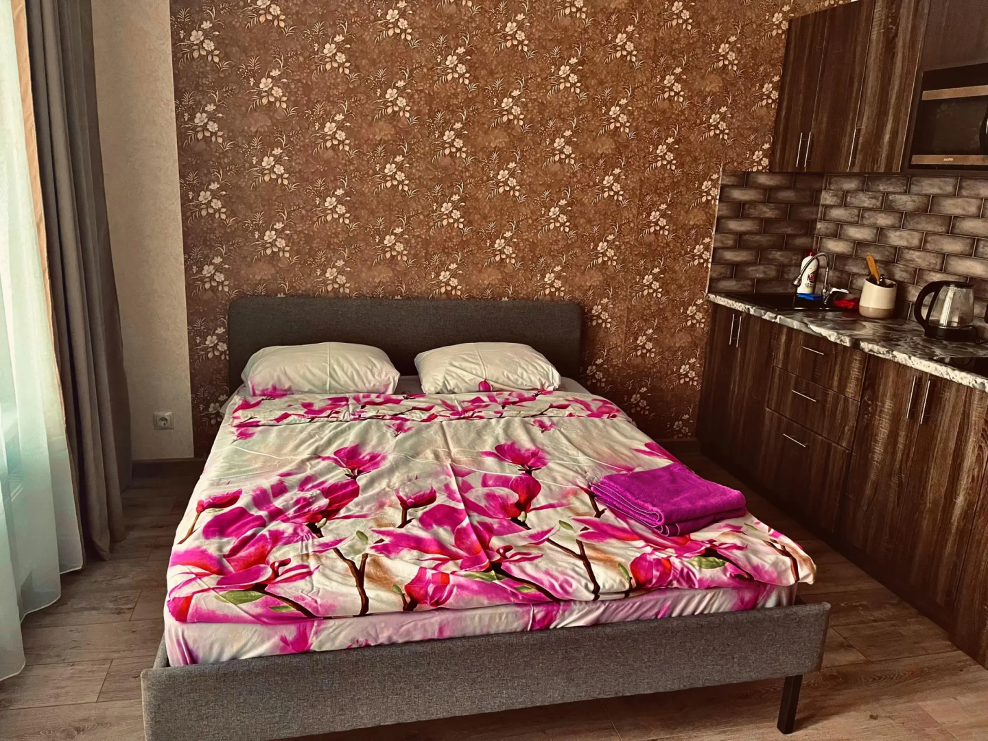 Апартаменты на проспекте Строителей 18 корпус 1