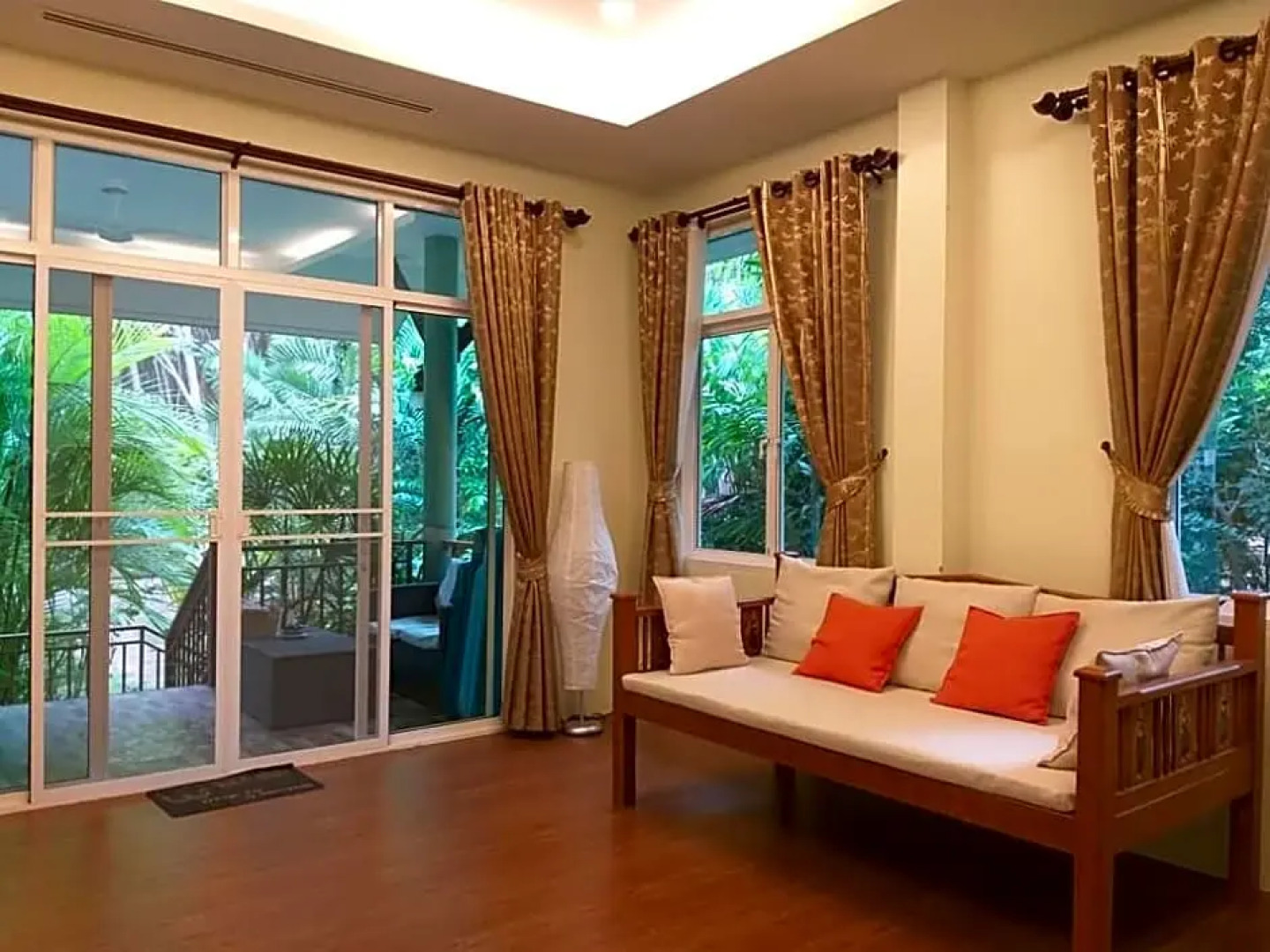 Baan Aree Private Pool