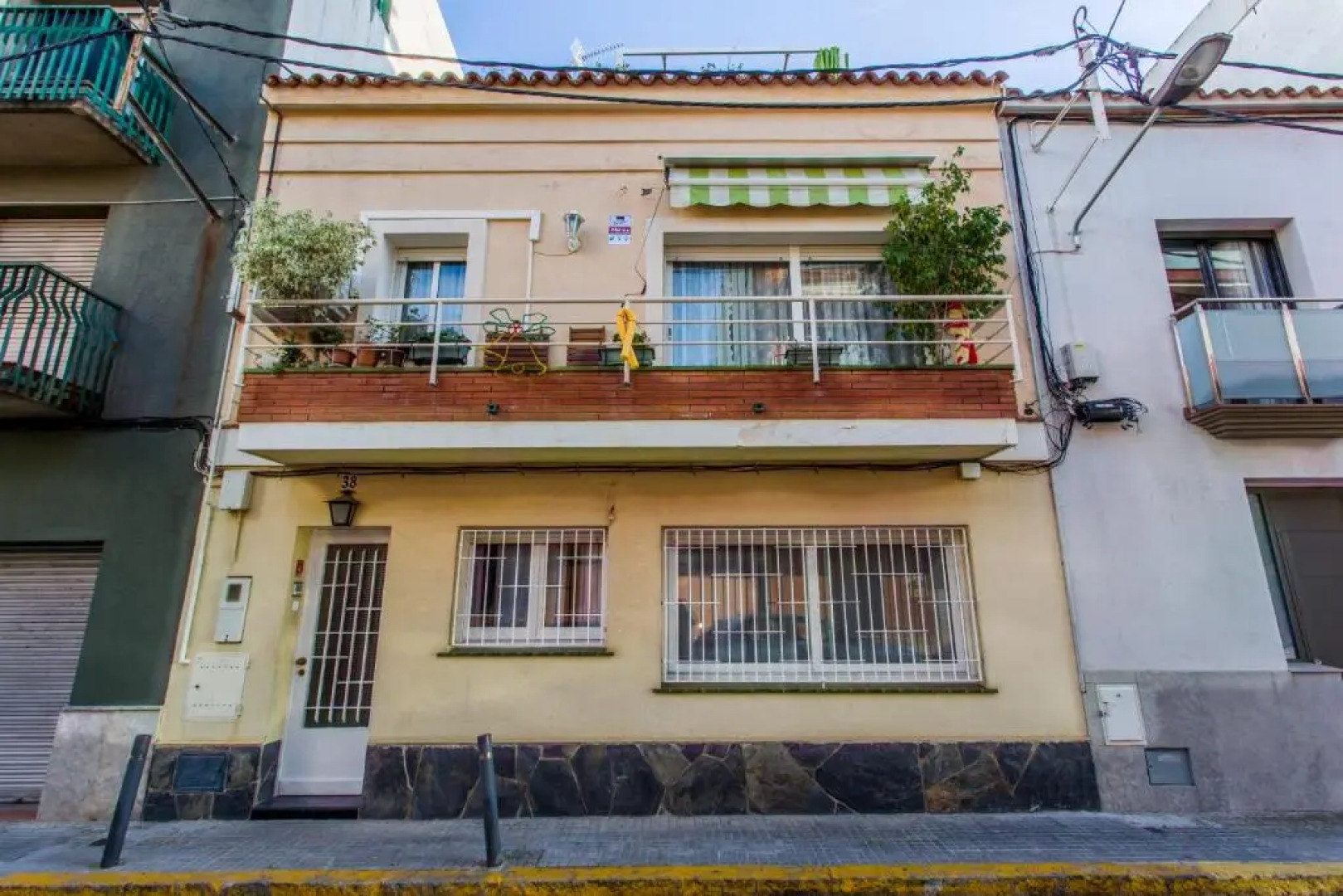 Barcelona coast apartment - only 5 minutes to the beach