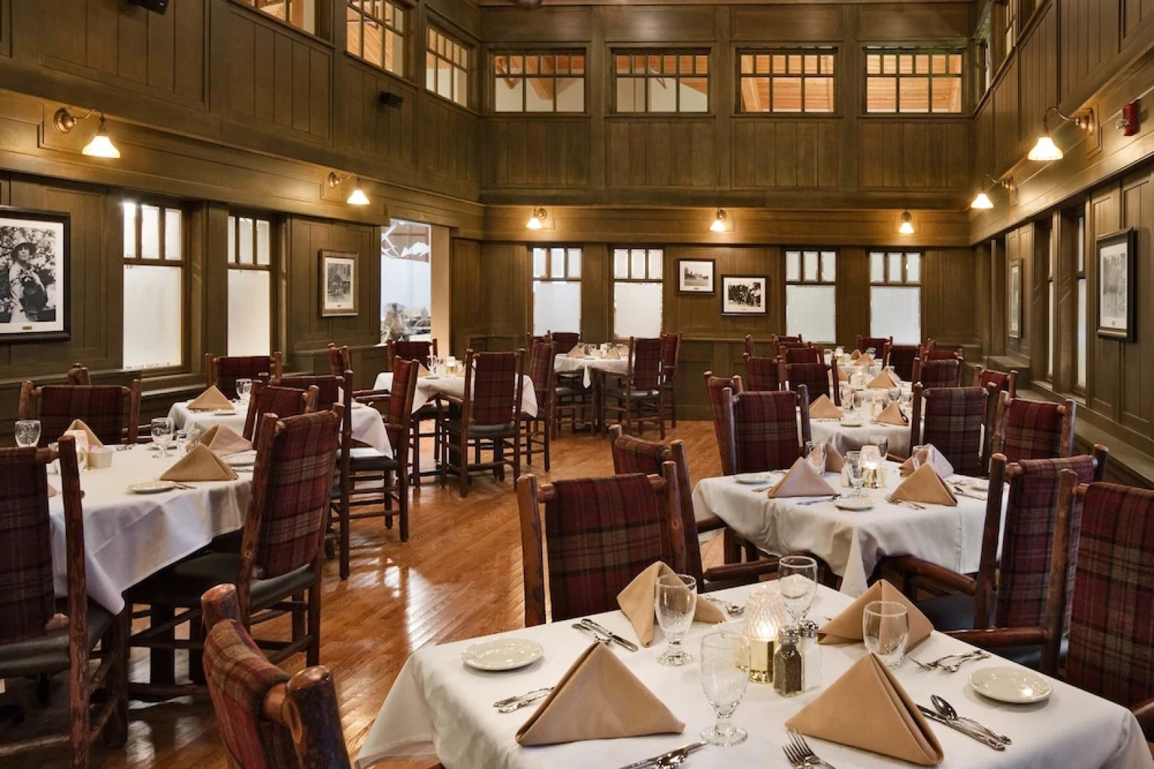 State Game Lodge & Resort