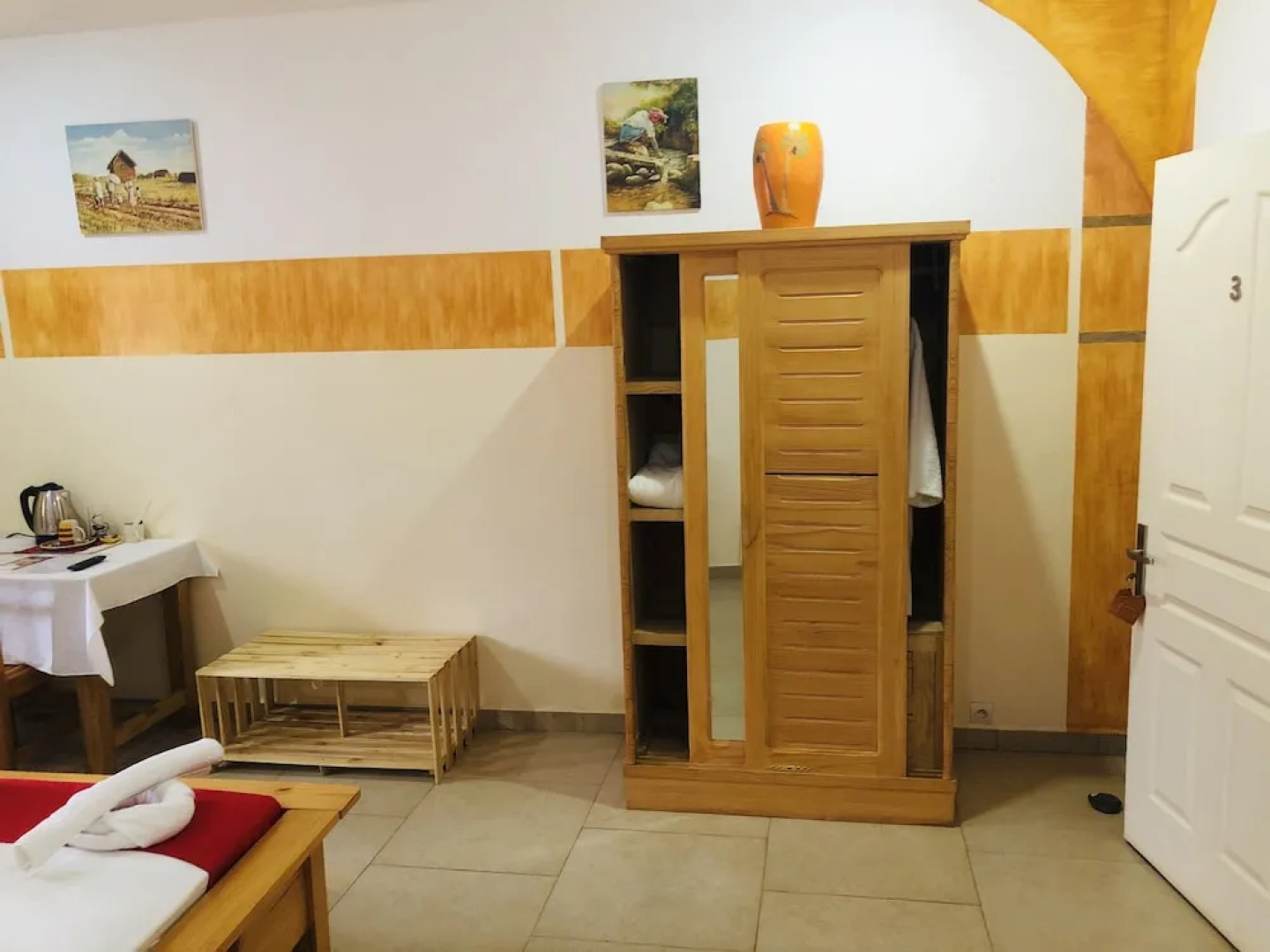 Petite Flower Guest House