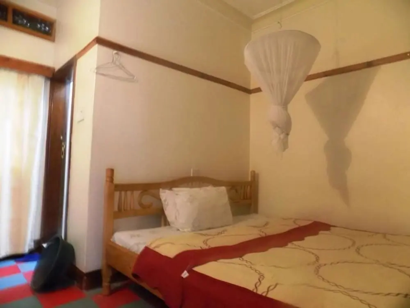 Rhino Motel