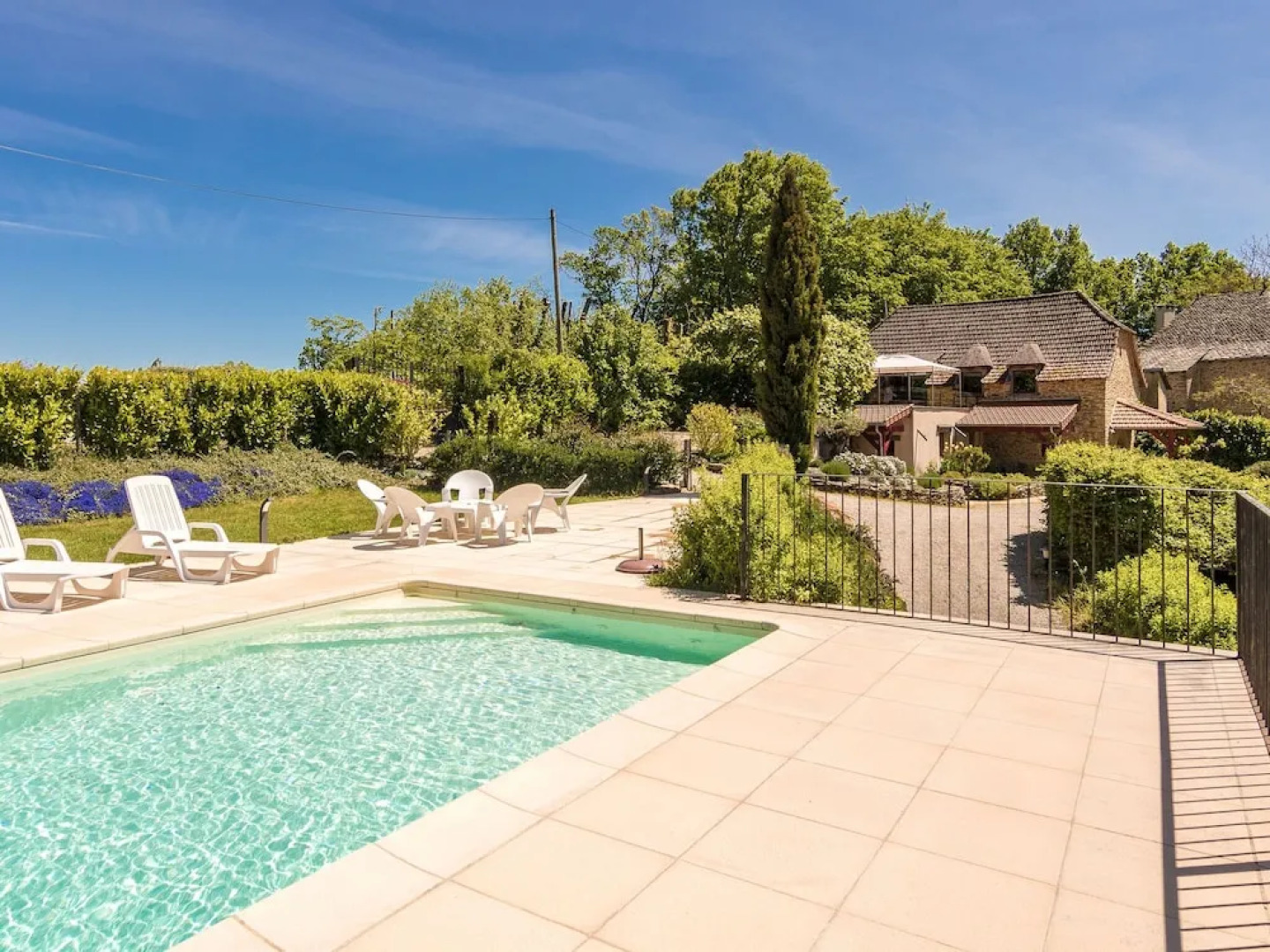 Spacious Holiday Home in Altillac with Private Pool