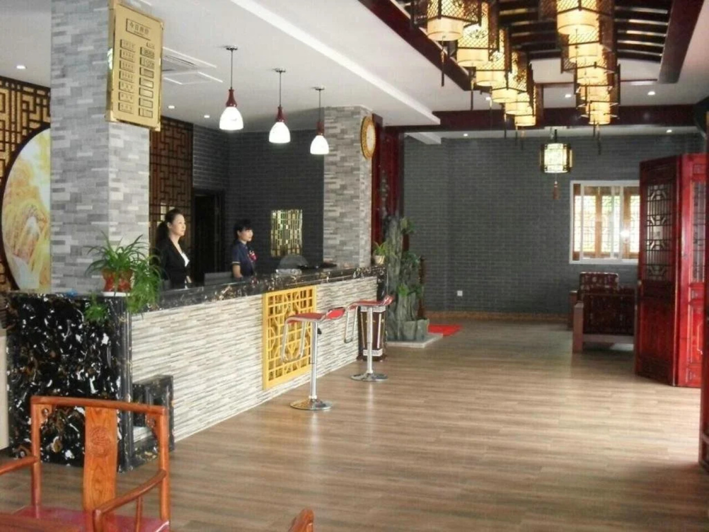 Chizhou Xiaocunzhilian Business Hotel