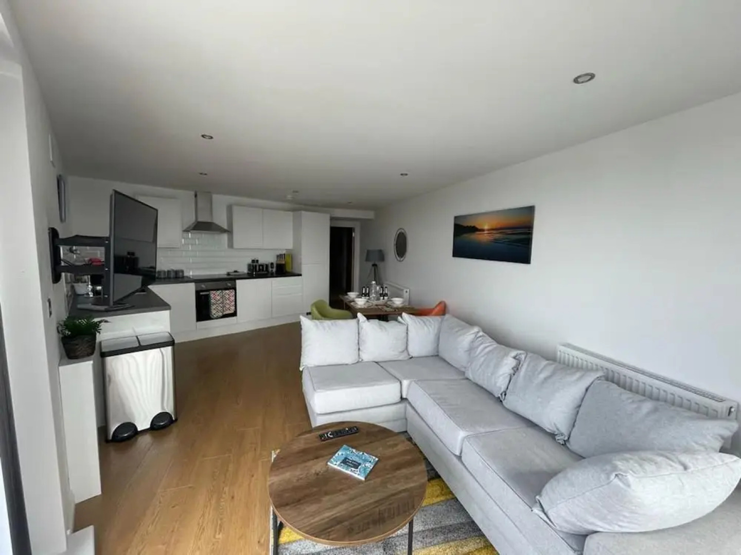 Superior 2 Bedroom Condo With Stunning Sea Views