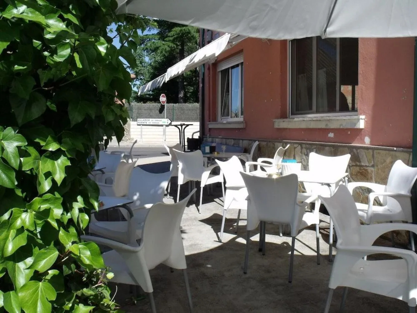 Hostal Salones Victoria