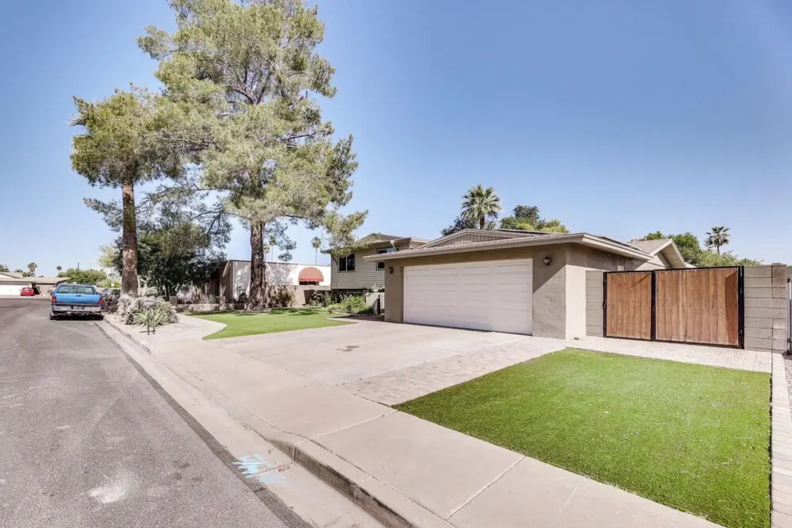 Pet-friendly Mesa Home w/ Community Amenities!