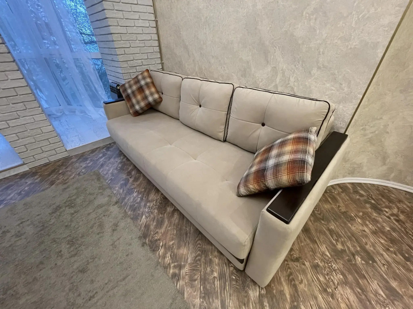 Апартаменты на улице Прапорщика Комарова 52