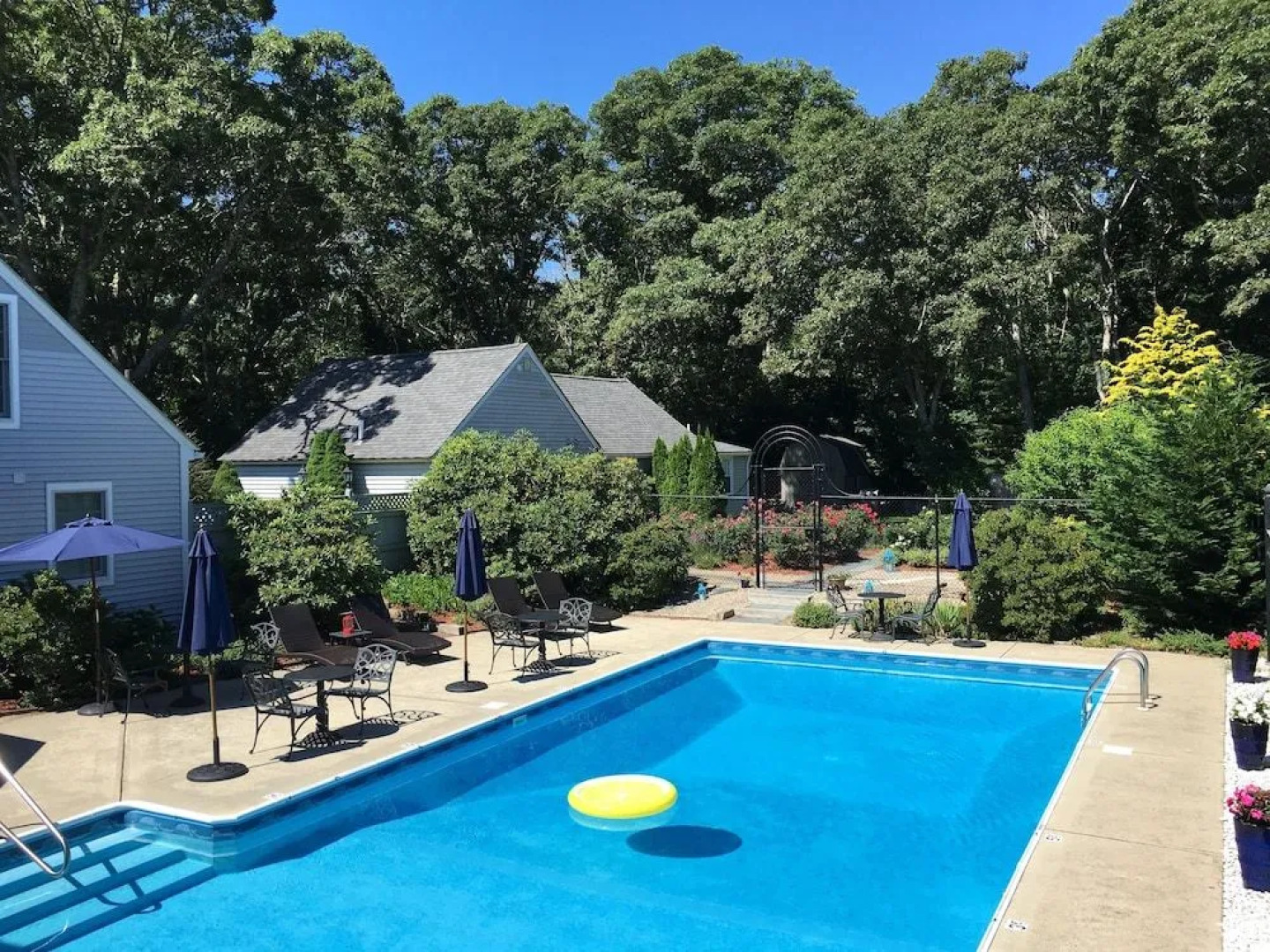 The Platinum Pebble Boutique Inn - Adults Only