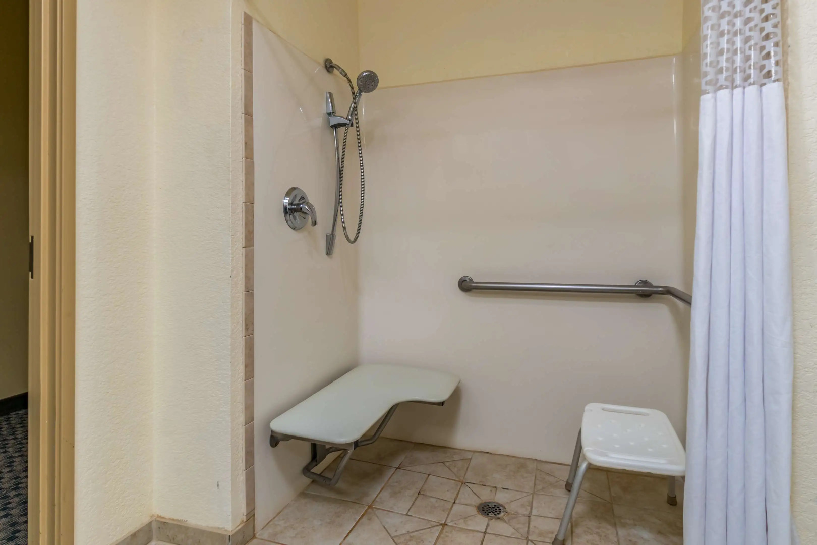 Best Western Plus Shamrock Inn & Suites