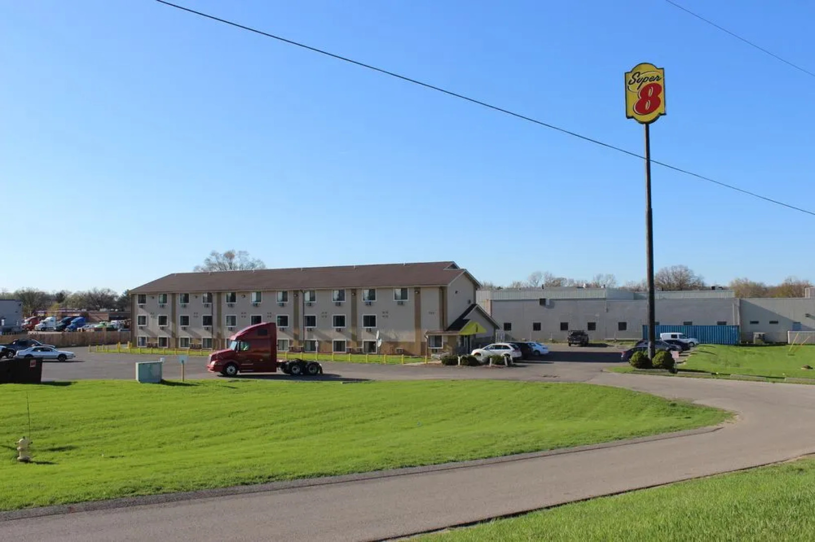 Super 8 by Wyndham Grand Rapids/Wyoming