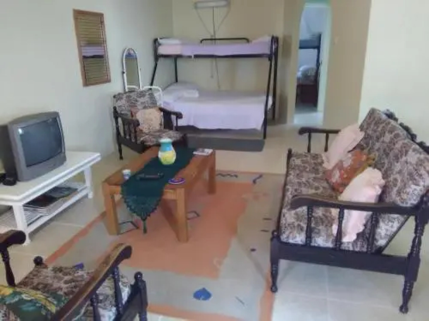 Crystal Heights Guest House