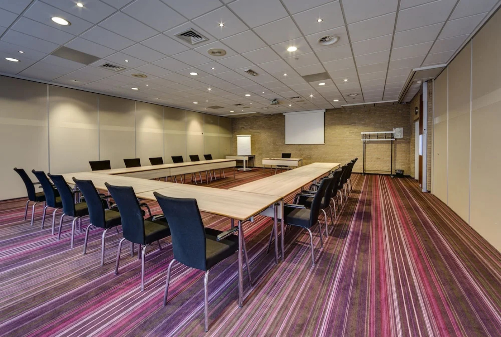 Отель Fletcher Hotel-Restaurant 's-Hertogenbosch