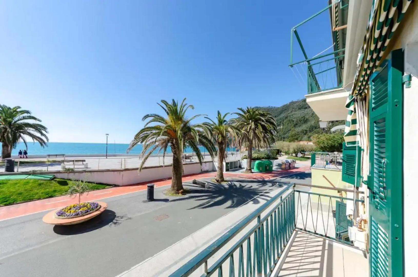 ALTIDO Great Flat with Balcony & Sea View near Beach