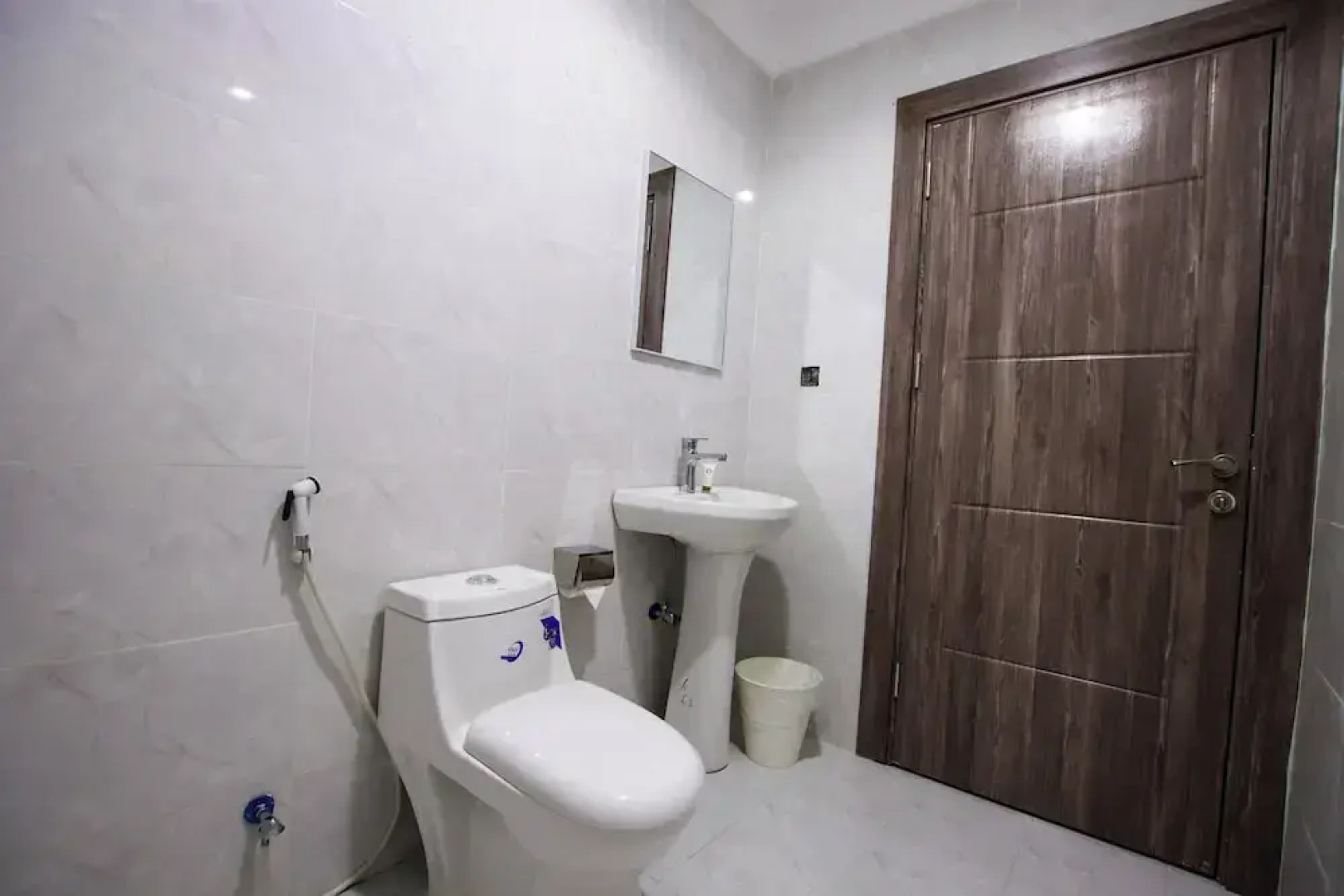 Star Night Furnished Apartments