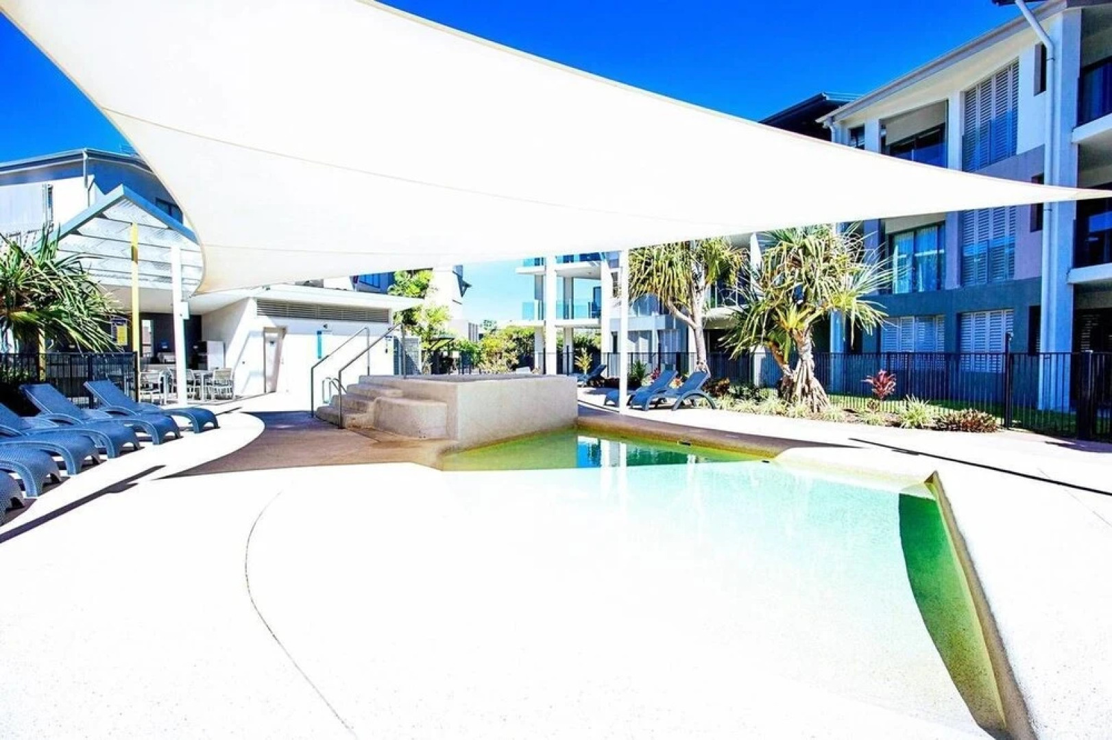 Apartment 409 Pavillions on 1770