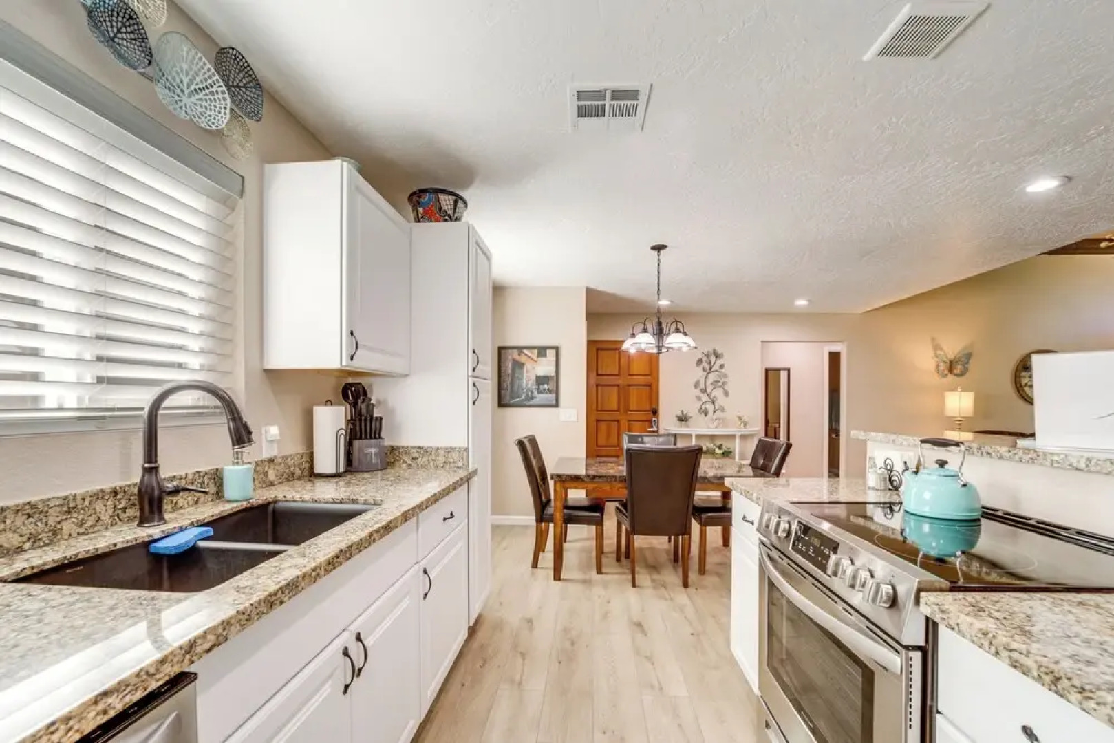 Mtn-view Condo w/ Hot Tub Access in Sedona!