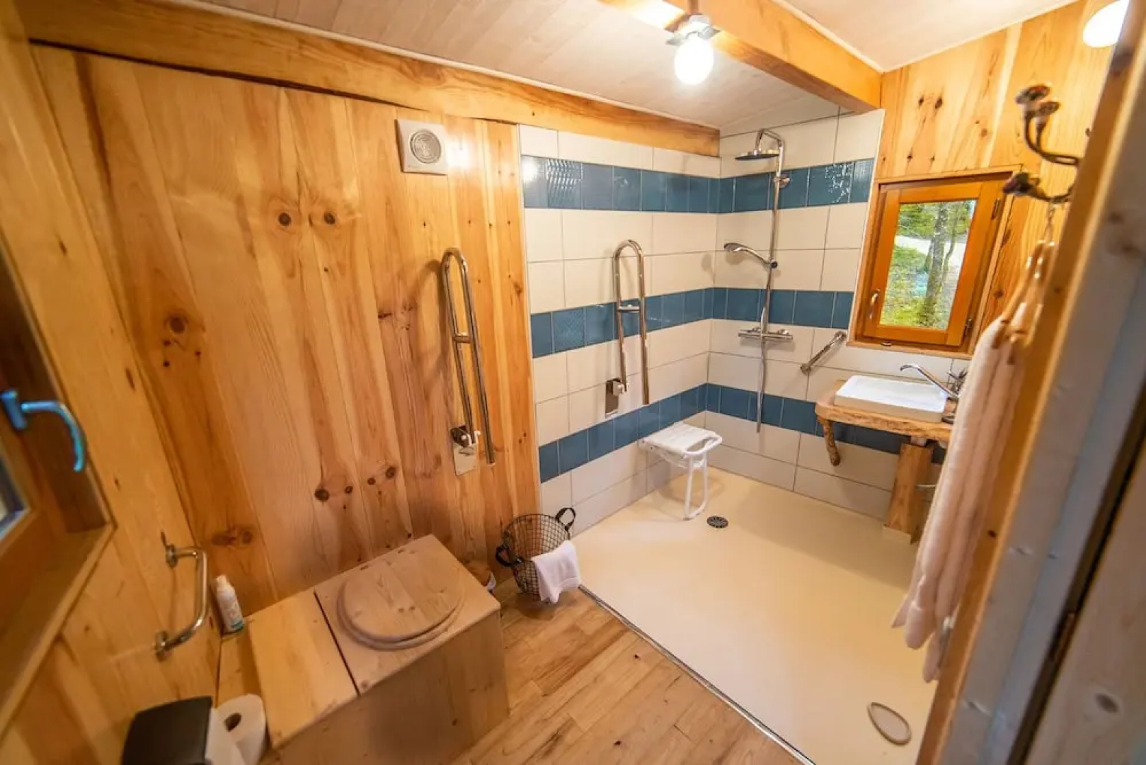 Les Cabanes Perchées du Mas del Bosc