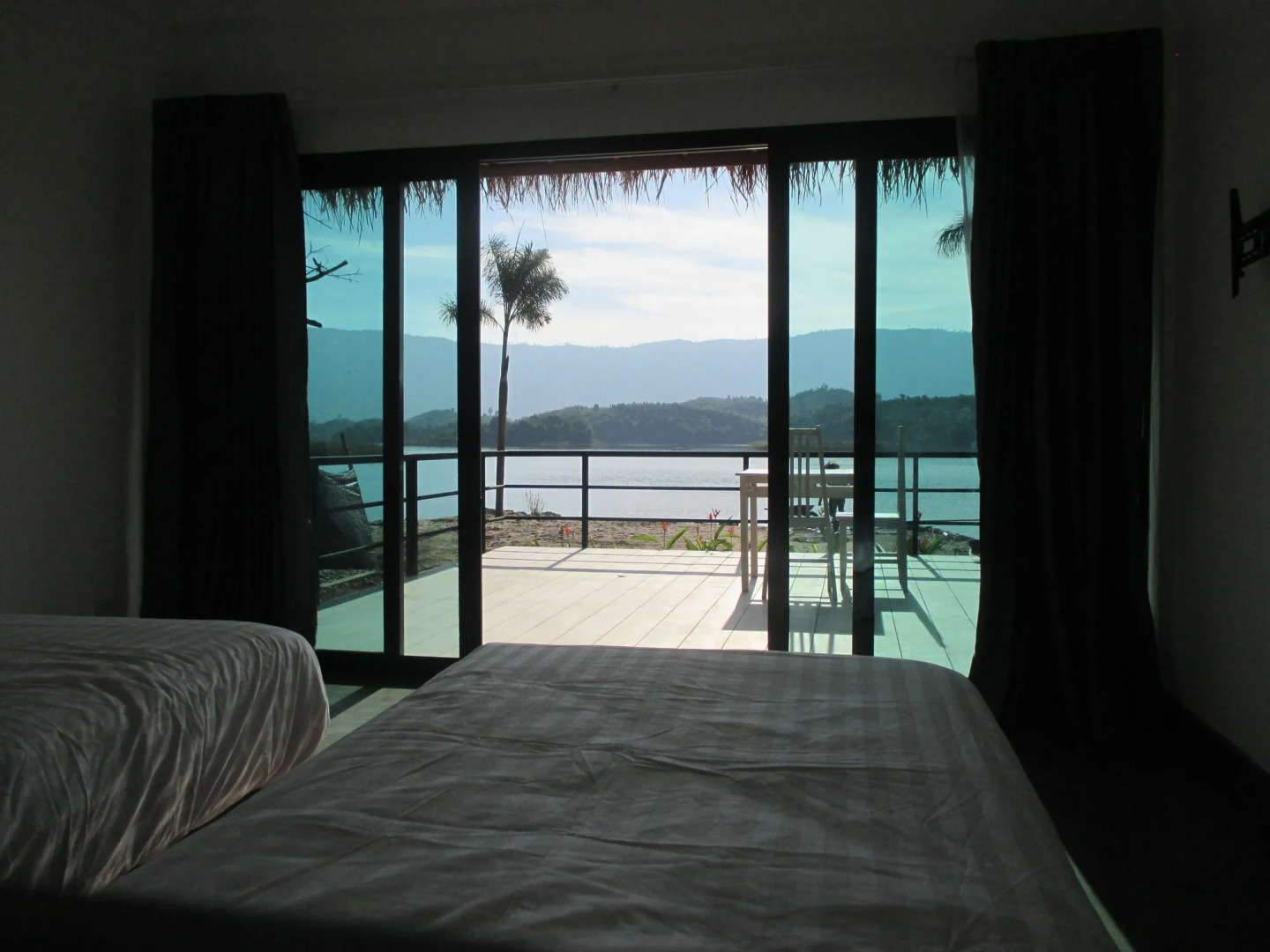 Sanctuary Nam Ngum Beach Resort